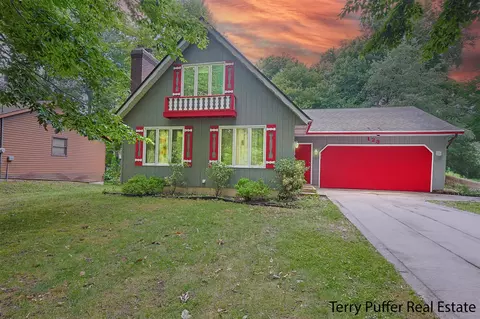 123 Wood, Holland, MI 49424