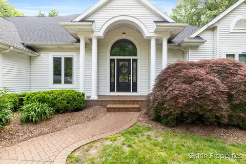 7834 Strawberry, Belmont, MI 49306