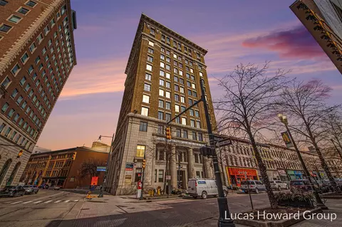 60 Monroe Ctr #8A, Grand Rapids, MI 49503