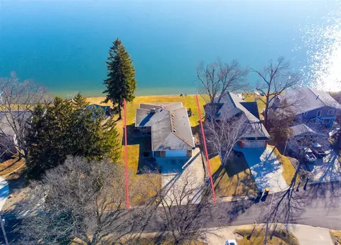 147 Castlewood, Brooklyn, MI 49230