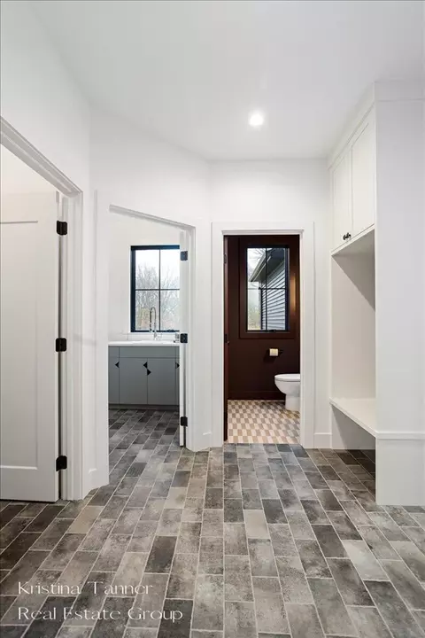 Entry Way - 742 Honey, Ada, MI 49301 photo 3 of 4