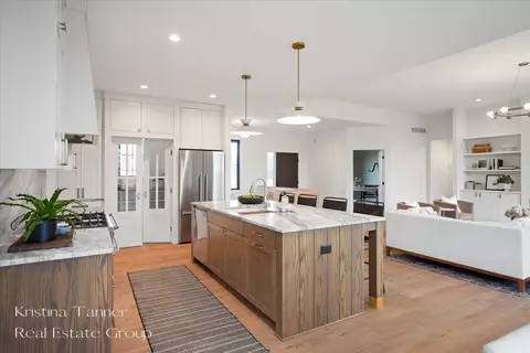 Kitchen - 742 Honey, Ada, MI 49301 photo 2 of 7