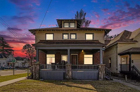922 Washington, Kalamazoo, MI 49001