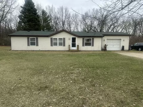 5721 Beecher, Osseo, MI 49266
