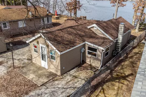 5539 Front St, Newaygo, MI 49337