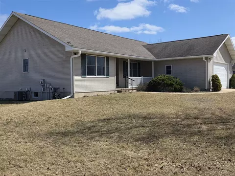 16450 Doe, Cedar Springs, MI 49319