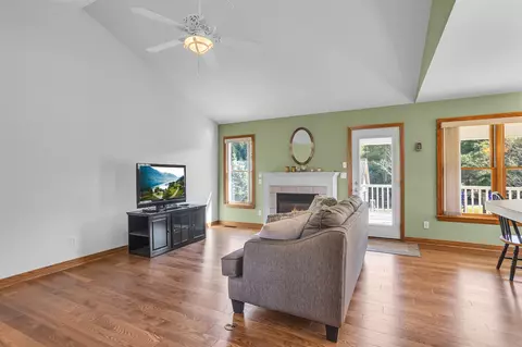 103 Cannes, Brooklyn, MI 49230 photo 19