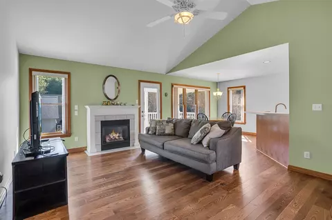 103 Cannes, Brooklyn, MI 49230 photo 18