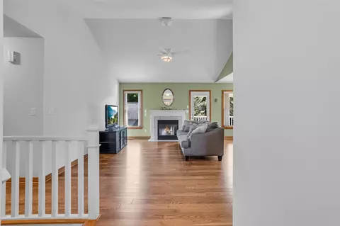 103 Cannes, Brooklyn, MI 49230 photo 17