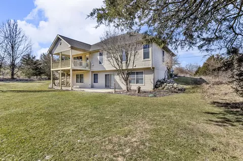 103 Cannes, Brooklyn, MI 49230 photo 11