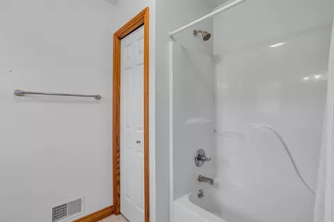 103 Cannes, Brooklyn, MI 49230 photo 35
