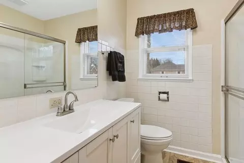 Bath - 421 Chippewa, Buchanan, MI 49107 photo 1 of 2