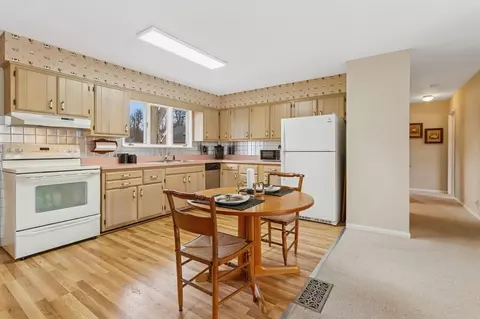 Kitchen - 421 Chippewa, Buchanan, MI 49107 photo 1 of 1