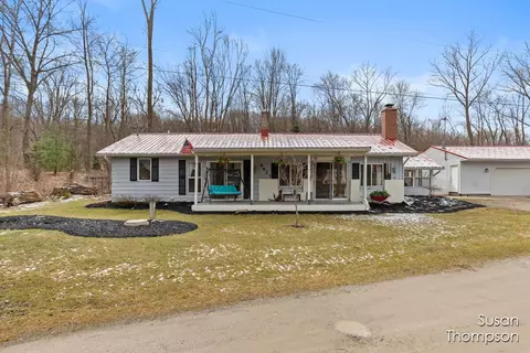 8621 Beachler, Greenville, MI 48838