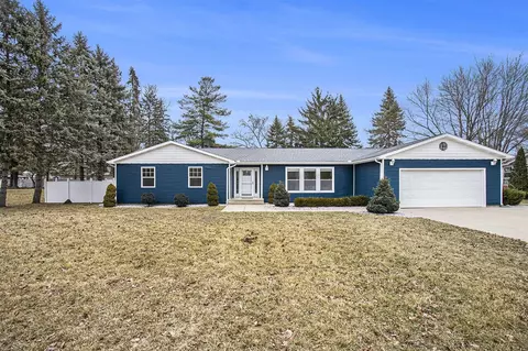 Exterior - 1400 E Rishel, Sturgis, MI 49091 photo 2 of 12