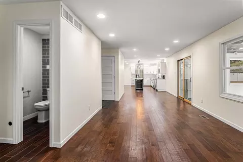 Entry Way - 1400 E Rishel, Sturgis, MI 49091 photo 2 of 2