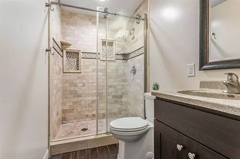 Bath - 1400 E Rishel, Sturgis, MI 49091 photo 2 of 2