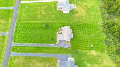 View/Area - 7728 Fox Trce, Dexter, MI 48130 photo 5 of 11