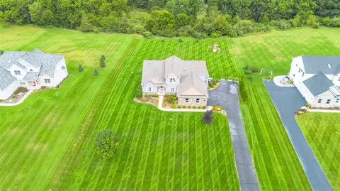 View/Area - 7728 Fox Trce, Dexter, MI 48130 photo 9 of 11