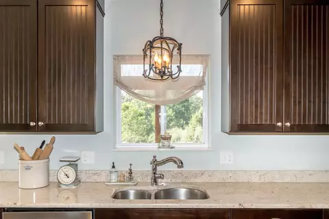 Kitchen - 7728 Fox Trce, Dexter, MI 48130 photo 3 of 6