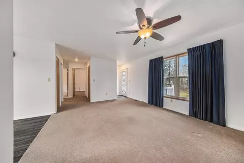 221 Glasgow, Jackson, MI 49201 photo 5
