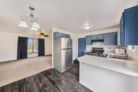 221 Glasgow, Jackson, MI 49201 photo 7