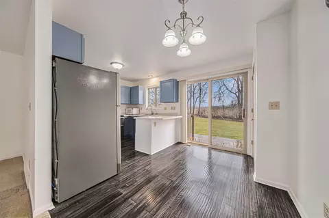 221 Glasgow, Jackson, MI 49201 photo 6