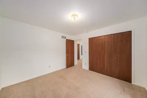 221 Glasgow, Jackson, MI 49201 photo 13