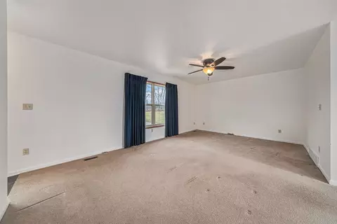221 Glasgow, Jackson, MI 49201 photo 3