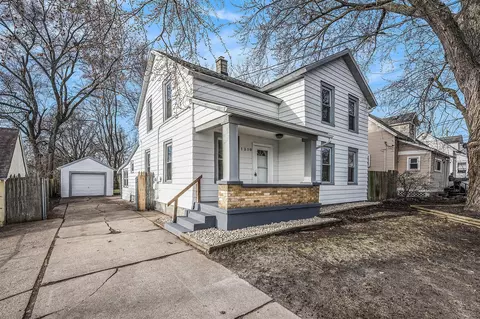 1310 Crosby, Grand Rapids, MI 49504