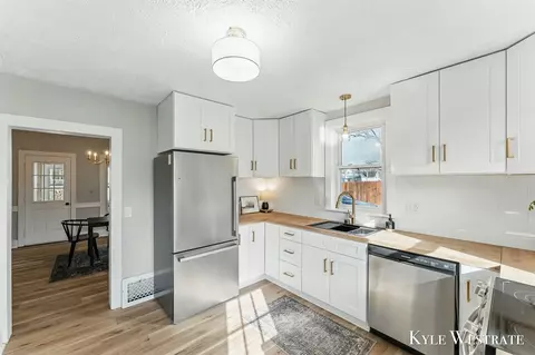 Kitchen - 516 Pearl, Belding, MI 48809 photo 1 of 4