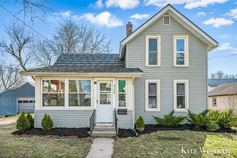 516 Pearl, Belding, MI 48809