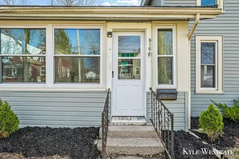 Exterior - 516 Pearl, Belding, MI 48809 photo 5 of 9