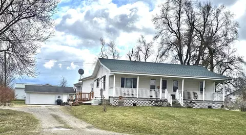 8711 W Territorial Rd, Montgomery, MI 49255