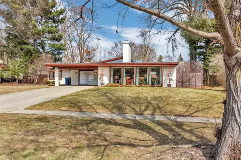 2470 Nolen, Flint, MI 48504