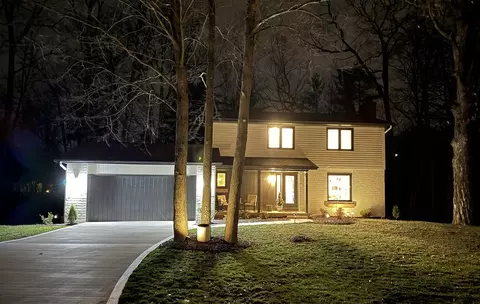1617 Scott Crk, Belmont, MI 49306