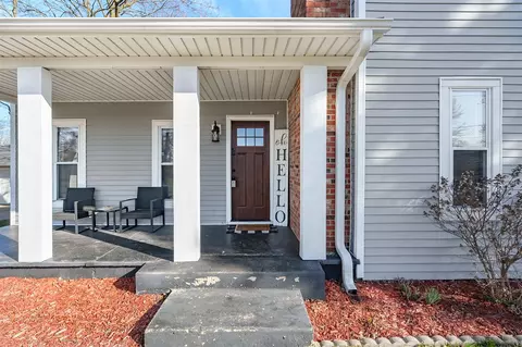 Exterior - 727 E 2nd, Lawton, MI 49065 photo 3 of 13