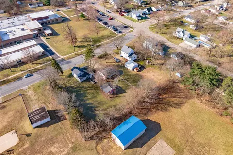 View/Area - 727 E 2nd, Lawton, MI 49065 photo 7 of 8
