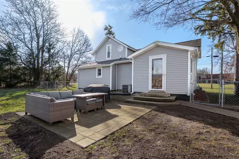 Exterior - 727 E 2nd, Lawton, MI 49065 photo 8 of 13