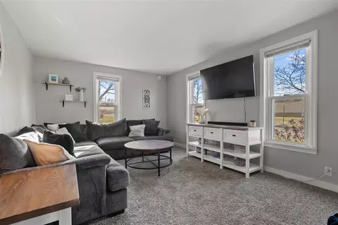 Living - 727 E 2nd, Lawton, MI 49065 photo 2 of 2