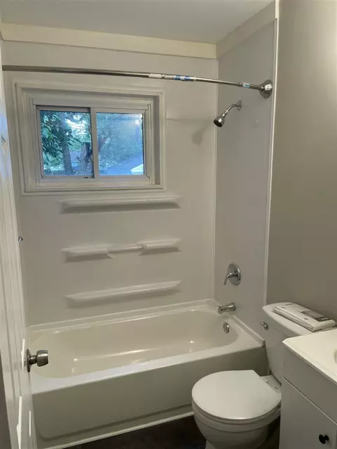 8065 Elm, Taylor, MI 48180 photo 9