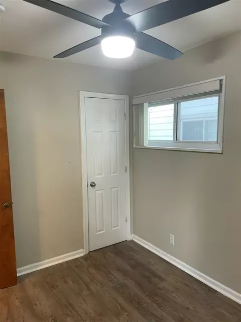 8065 Elm, Taylor, MI 48180 photo 8