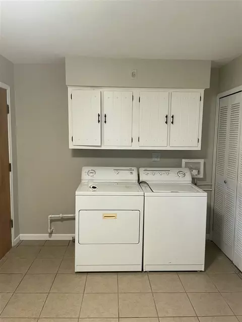 8065 Elm, Taylor, MI 48180 photo 10