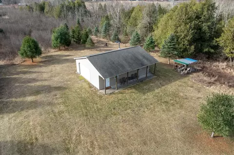 7355 10th, Remus, MI 49340 photo 5