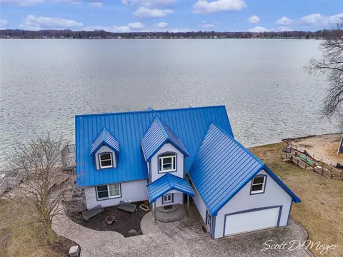 1233 N N Shr, Crystal, MI 48818