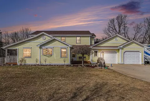10541 S Jackson, Cement City, MI 49233