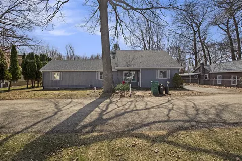 1093 Orchard, Marshall, MI 49068