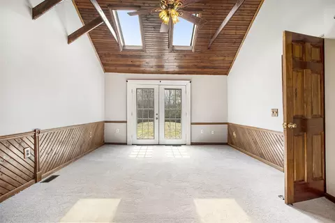 1093 Orchard, Marshall, MI 49068 photo 8