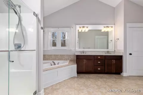 581 Wildview, Lowell, MI 49331 photo 17