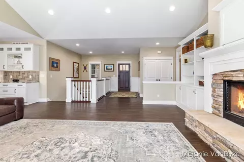 581 Wildview, Lowell, MI 49331 photo 7